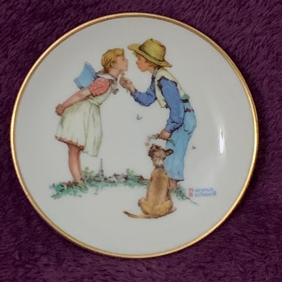 508 Beguiling Buttercup - Norman Rockwell Four Seasons Miniature Plate - Picture 1 of 5